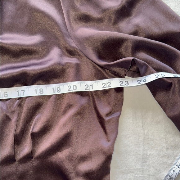 East 5th Women's Chocolate Brown Satin Button Down Shirt Sz XL - Picture 4 of 10